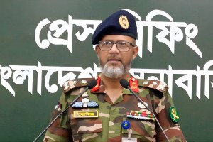 গ্রেপ্তার সেনা কর্মকর্তাদের চাকরির অবস্থা আইনি প্রক্রিয়ায়