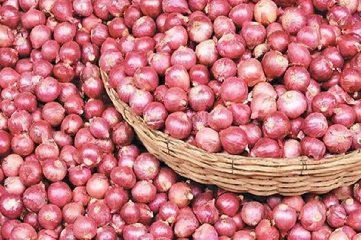 চলতি সপ্তাহে পিয়াজের দাম না কমলে আমদানি