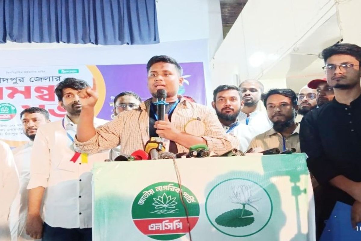 চাঁদাবাজদের সঙ্গে জোটের চাইতে মৃত্যু প্রার্থনীয়: হাসনাত