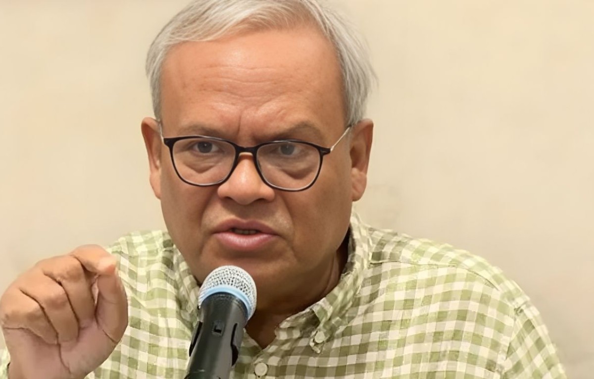 টাকাকেই দেবতা ভাবার কারণে সামান্য দুর্যোগেও আমরা ভীত