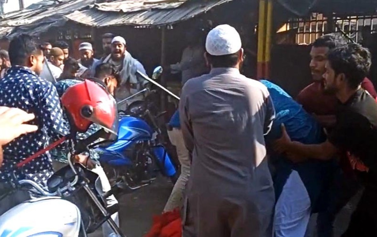 ঠাকুরগাঁওয়ে বাউলশিল্পীদের মানববন্ধনের প্রস্তুতিতে হামলা