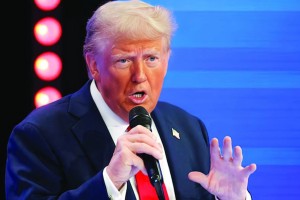 নাইজেরিয়ায় সামরিক অভিযান চালানোর হুমকি দিলেন ট্রাম্প