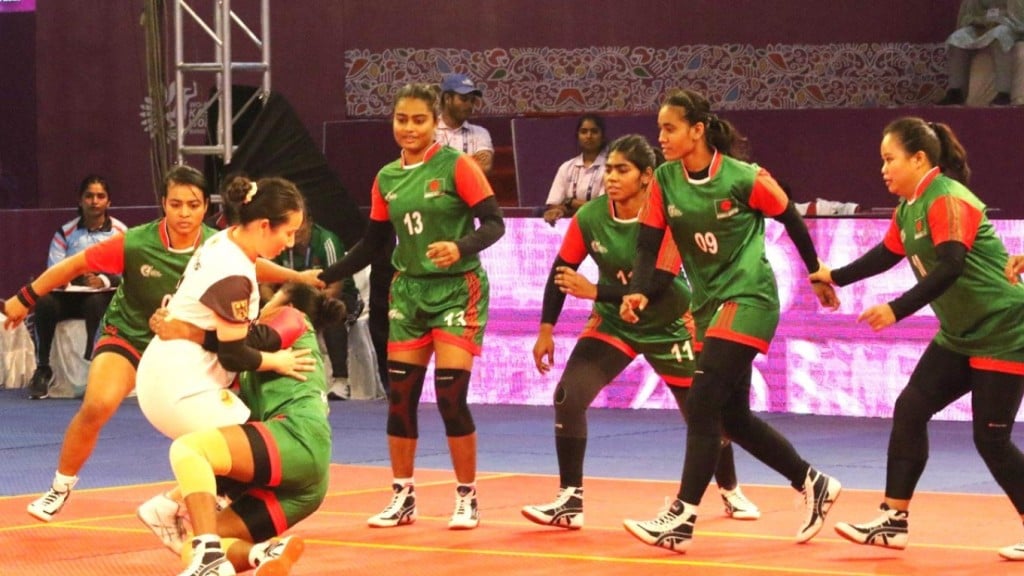 নারী কাবাডি বিশ্বকাপে পরপর দুই জয়ের পর ভারতের কাছে হেরে বসলো বাংলাদেশ 1763562633 নারী কাবাডি বিশ্বকাপে পরপর দুই জয়ের পর ভারতের কাছে হেরে বসলো বাংলাদেশ