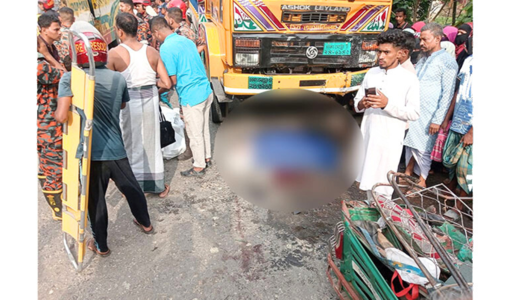 নোয়াখালীতে ট্রাকচাপায় অটোরিকশার ছয় যাত্রী নিহত 3 নোয়াখালীতে ট্রাকচাপায় অটোরিকশার ছয় যাত্রী নিহত 1762254956 নোয়াখালীতে ট্রাকচাপায় অটোরিকশার ছয় যাত্রী নিহত