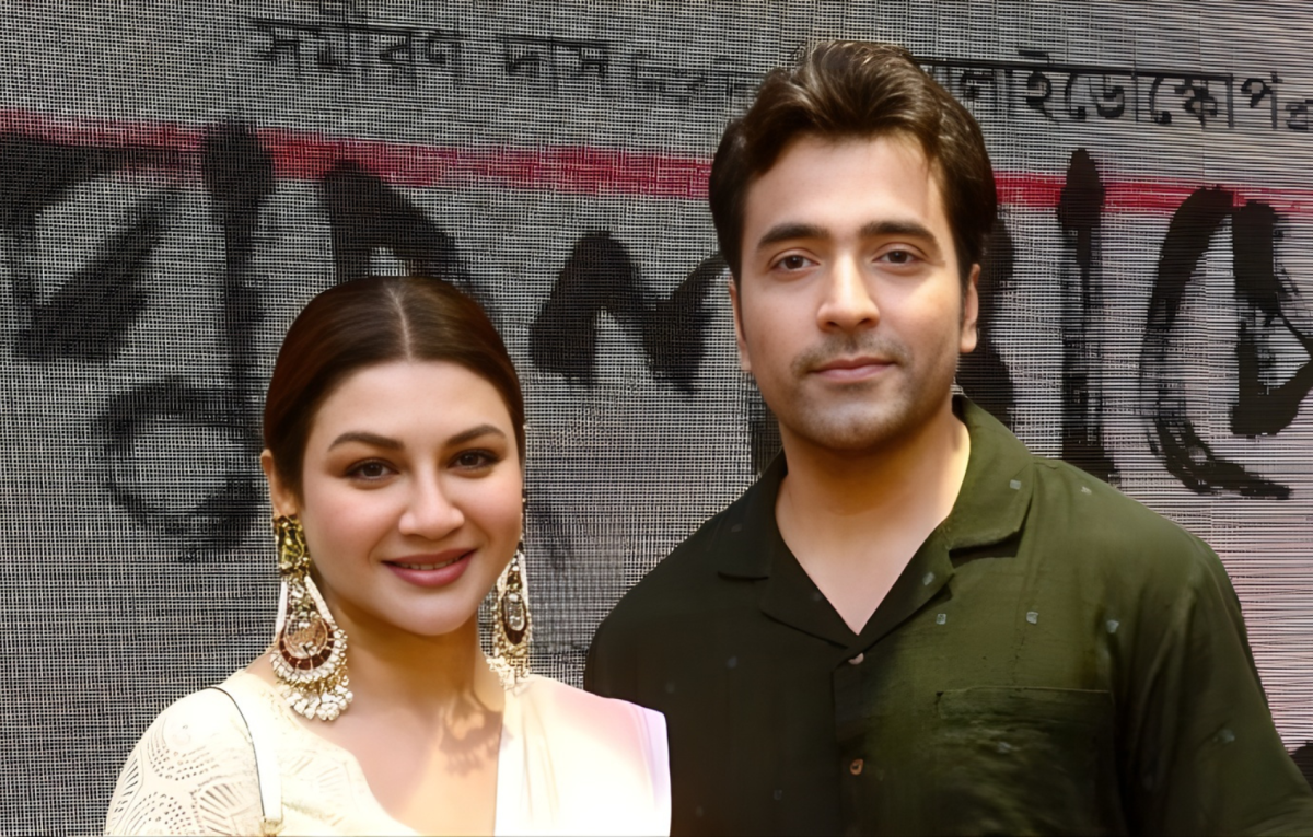 পর্দার রসায়ন নয়, বাস্তবেও সেরা বন্ধু আবীর!