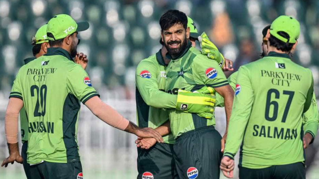 পাকিস্তান পালায় শ্রীলঙ্কাকে হোয়াইটওয়াশ দিয়ে সিরিজ দখলে পাকিস্তান 1763386223 "পাকিস্তান-পালায় শ্রীলঙ্কাকে! হোয়াইটওয়াশ দিয়ে সিরিজ দখলে পাকিস্তান"