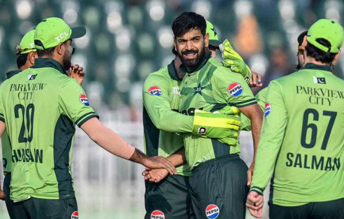“পাকিস্তান-পালায় শ্রীলঙ্কাকে! হোয়াইটওয়াশ দিয়ে সিরিজ দখলে পাকিস্তান”