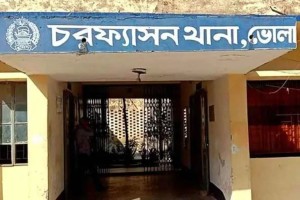 প্রাইভেট পড়া শেষ করে বাড়ি ফেরার পথে দুই স্কুলছাত্রের বিদ্যুৎস্পৃষ্টে মৃত্যু