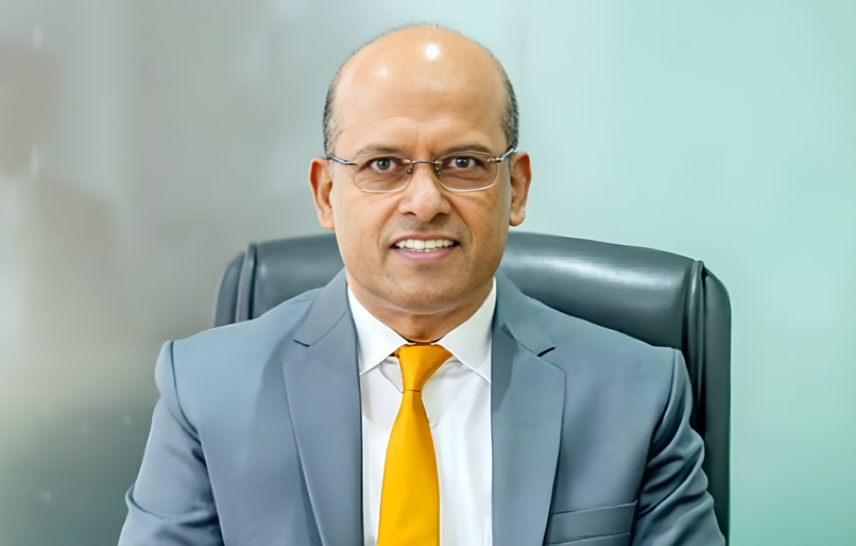 প্রিমিয়ার ব্যাংকে নতুন এমডির দায়িত্ব নিলেন নিয়ামত উদ্দিন আহমেদ