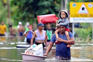 ফিলিপাইনে আঘাত হেনেছে সুপার টাইফুন ‘ফুং ওং’, নিহত ২