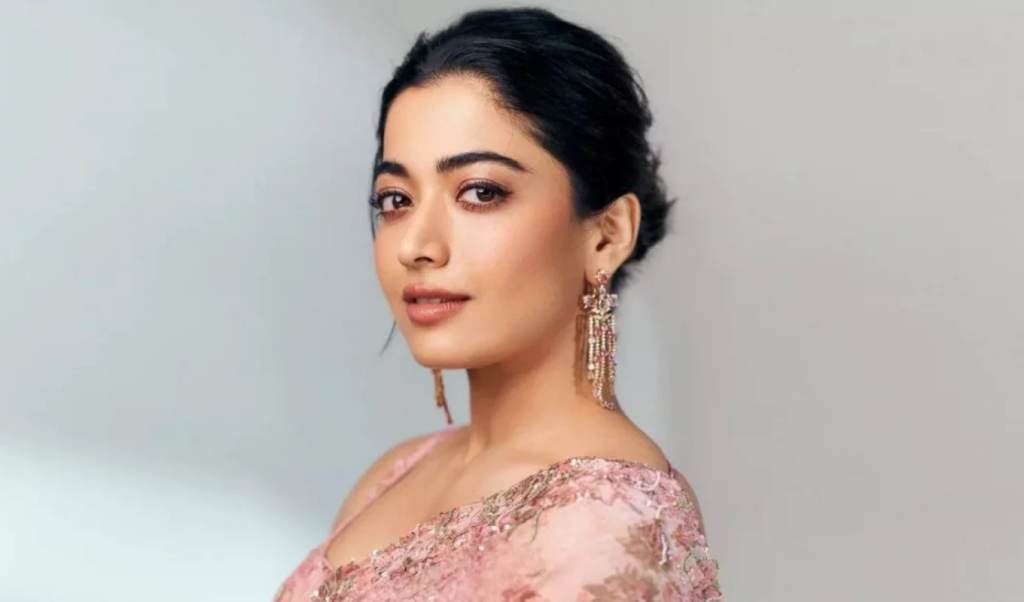 বক্স অফিসের রানি রাশমিকা আয় ১৩০০ কোটি 1763550319 বক্স অফিসের রানি রাশমিকা, আয় ১৩০০ কোটি