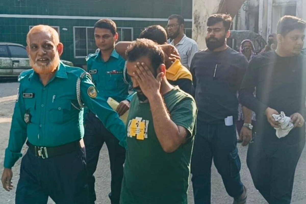 বরিশালে ছাত্রদল নেতার হামলায় তিন পুলিশ আহত