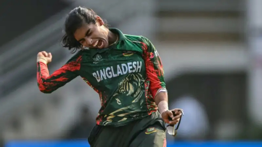 বাবাকে যারা কটূক্তি করত, তারা এখন রাবেয়ার খেলা দেখে 4 বাবাকে যারা কটূক্তি করত তারা এখন রাবেয়ার খেলা দেখে 1762258824 বাবাকে যারা কটূক্তি করত, তারা এখন রাবেয়ার খেলা দেখে