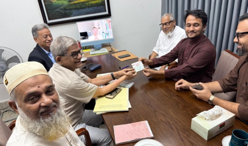 বিএনপিতে যোগ দিলেন মীর মুগ্ধের ভাই মীর স্নিগ্ধ 3 বিএনপিতে যোগ দিলেন মীর মুগ্ধের ভাই মীর স্নিগ্ধ 1762310542 বিএনপিতে যোগ দিলেন মীর মুগ্ধের ভাই মীর স্নিগ্ধ