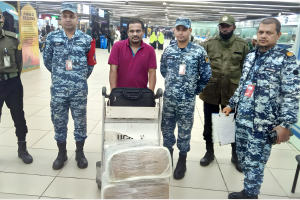 বিমানবন্দরে লাগেজ চুরি, যাত্রীর এক বছরের কারাদণ্ড