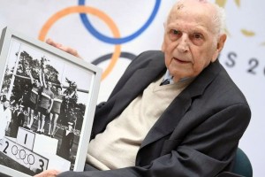 বিশ্বের সবচেয়ে বয়স্ক অলিম্পিক চ্যাম্পিয়নের অবসান