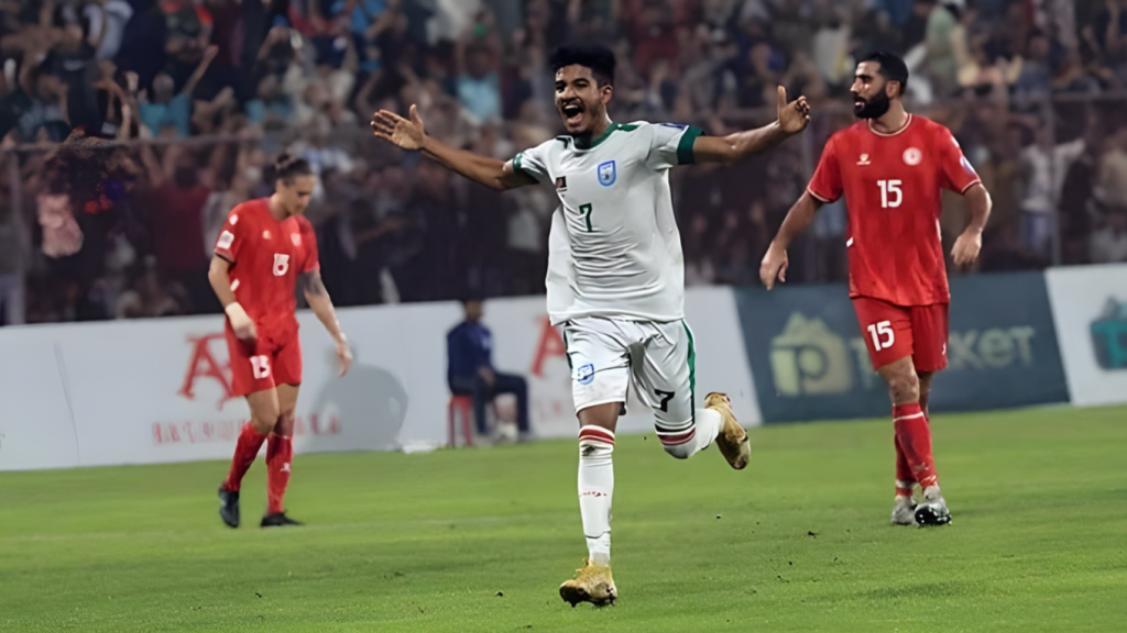 ভারতের আক্রমণে বাংলাদেশকে বাঁচালেন হামজা 1 1763476726 ভারতের আক্রমণে বাংলাদেশকে বাঁচালেন হামজা!