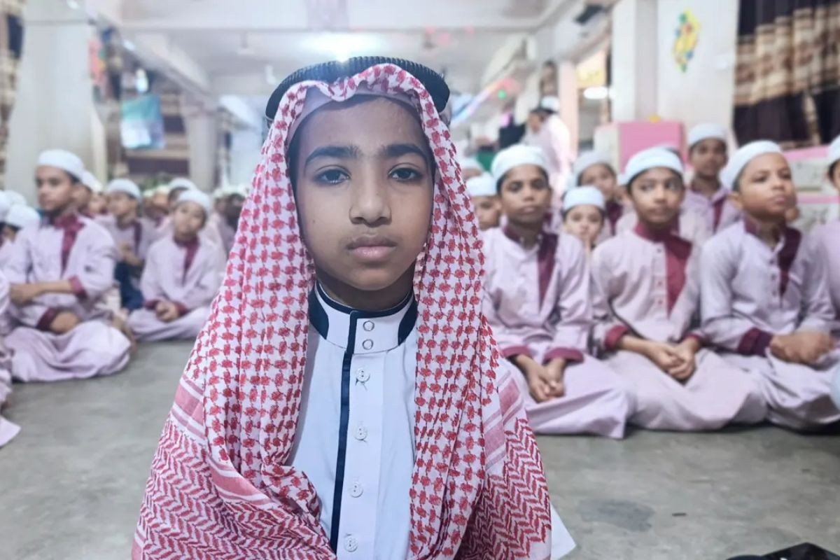 মাত্র ৬ মাসে হাফেজ হলেন ৯ বছরের মুহাম্মাদ হাসান