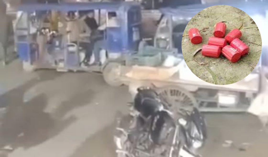 মানিকগঞ্জে ককটেল বিস্ফোরণ আতঙ্কিত সাধারণ মানুষ 1762961019 মানিকগঞ্জে ককটেল বিস্ফোরণ, আতঙ্কিত সাধারণ মানুষ