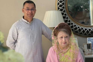 “মায়ের কাছে ফিরতে চান তারেক রহমান! কিন্তু বাধা দিচ্ছে দেশে ফিরতে?”