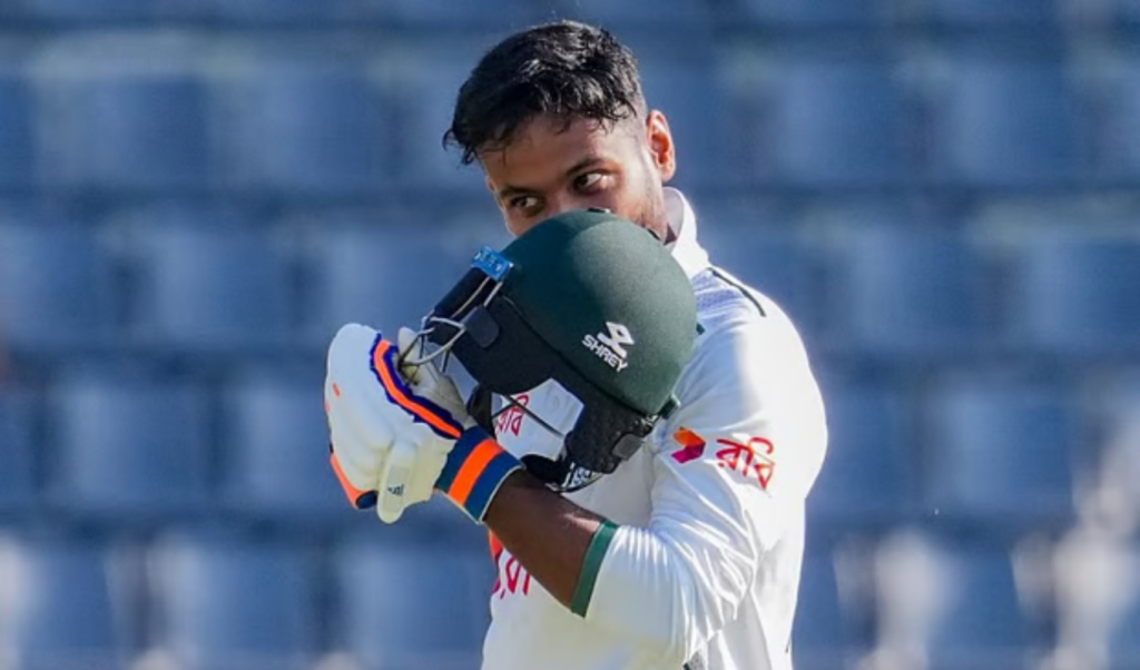 মাহমুদুল হাসানের সেঞ্চুরি ও ক্যারিয়ারসেরা ইনিংসে বাংলাদেশের দাপট 4 মাহমুদুল হাসানের সেঞ্চুরি ও ক্যারিয়ারসেরা ইনিংসে বাংলাদেশের দাপট 1762952031 মাহমুদুল হাসানের সেঞ্চুরি ও ক্যারিয়ারসেরা ইনিংসে বাংলাদেশের দাপট