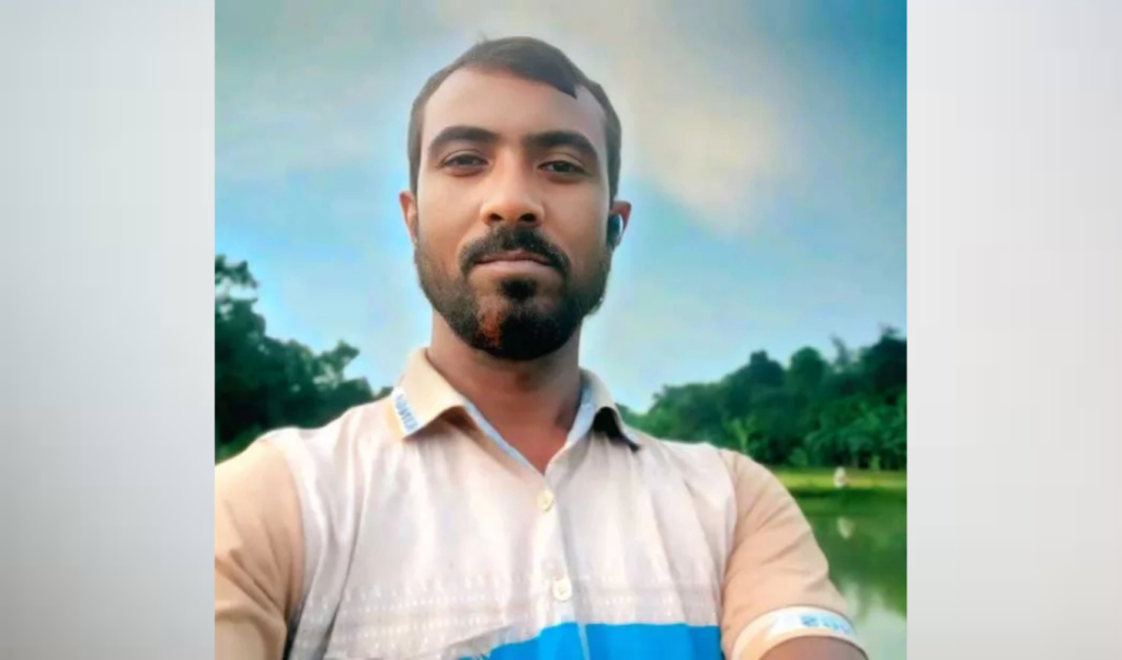 যুবলীগ নেতার লুঙ্গীর নিচ থেকে ২৯০ ইয়াবাসহ গ্রেপ্তার 1763641131 যুবলীগ নেতার লুঙ্গীর নিচ থেকে ২৯০ ইয়াবা জব্দ