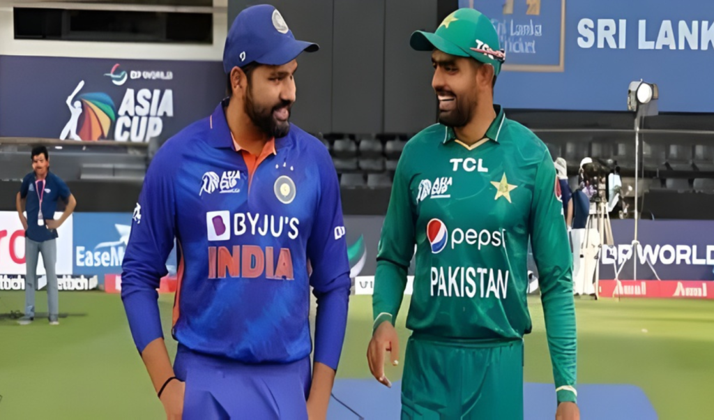 রোহিতকে ছাড়িয়ে টি টোয়েন্টির রাজসিংহাসনে বাবর 1761971901 রোহিতকে ছাড়িয়ে টি-টোয়েন্টির রাজসিংহাসনে বাবর