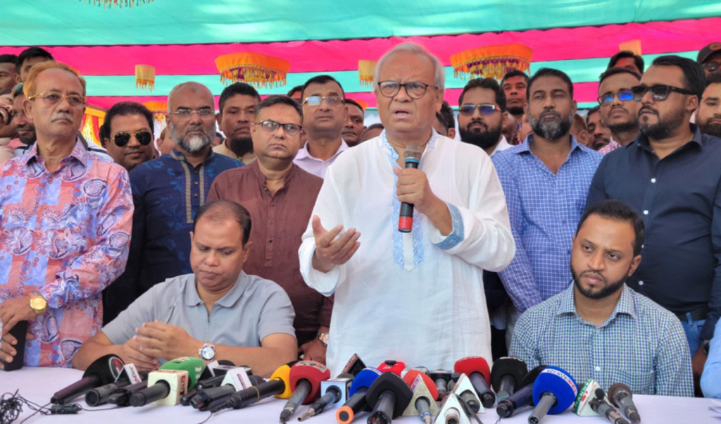 লুটেরা-ডাকাত দলের দ্বারা জনগণের উপকার হবে না : রুহুল কবির রিজভী 2 লুটেরা ডাকাত দলের দ্বারা জনগণের উপকার হবে না রুহুল কবির রিজভী 1763458640 লুটেরা-ডাকাত দলের দ্বারা জনগণের উপকার হবে না : রুহুল কবির রিজভী