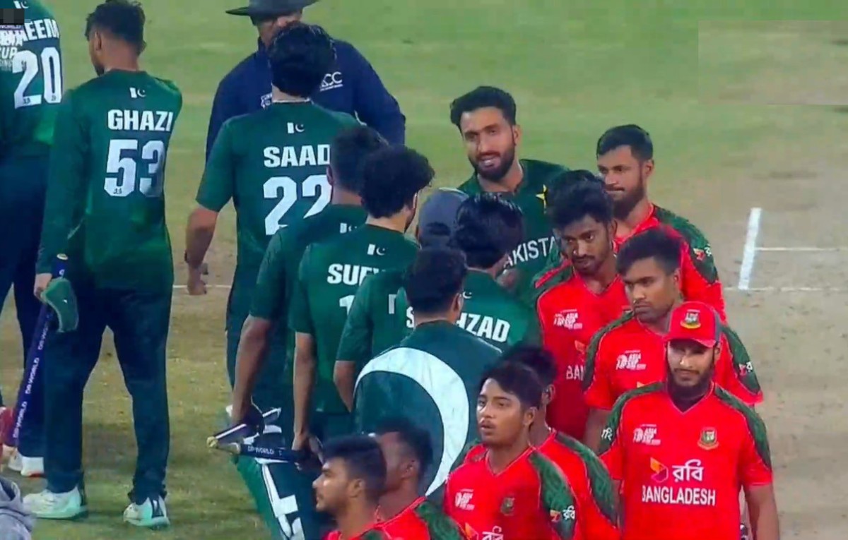 শিরোপার দোরগোড়ায় দাঁড়িয়ে থেমে গেল বাংলাদেশ