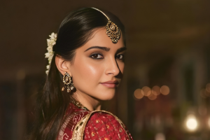 সোনম কাপুরের সুখবর: আবারও মা হতে চলেছেন!