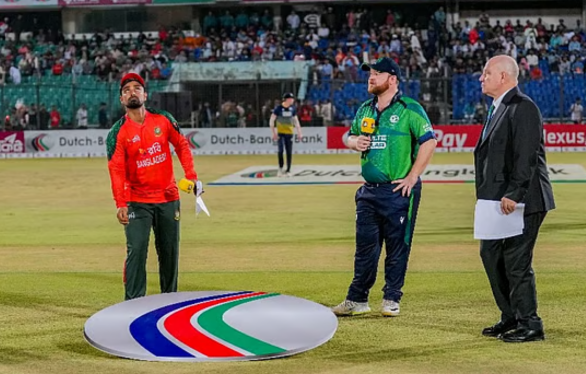 স্টেডিয়ামে খালি গ্যালারি, কিন্তু মাঠে উত্তাপ বাড়াচ্ছে বাংলাদেশ দল
