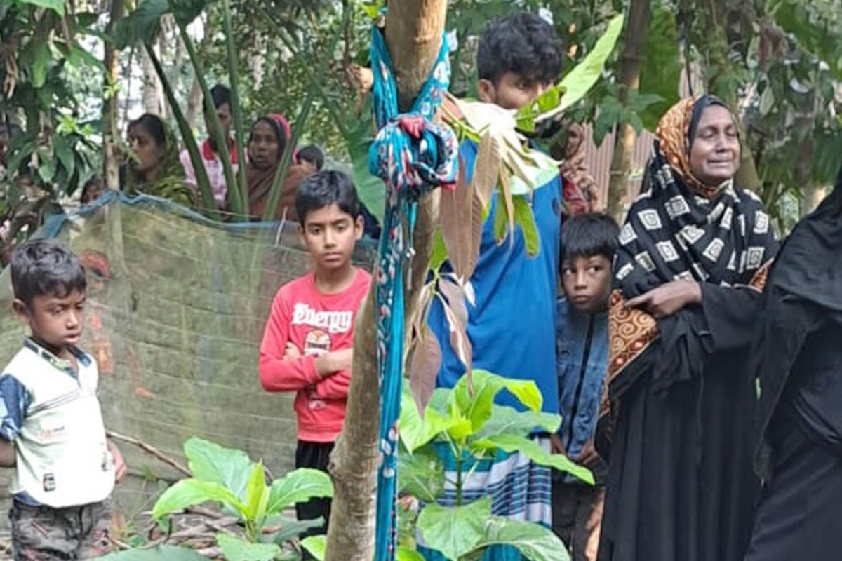 স্বামীর পরকীয়ায় বাধা দেওয়ায় স্ত্রীকে হত্যার অভিযোগ