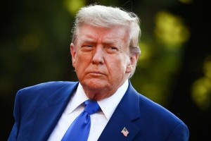 ৫ মাস পর ইরানে হামলার দায় স্বীকার করলেন ট্রাম্প