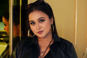 ‘মেয়েদের জীবন থেকে একটা ওড়না বেশি গুরুত্বপূর্ণ!’ – রুকাইয়া জাহান চমকের পোস্টে ভাইরাল তোলপাড়!