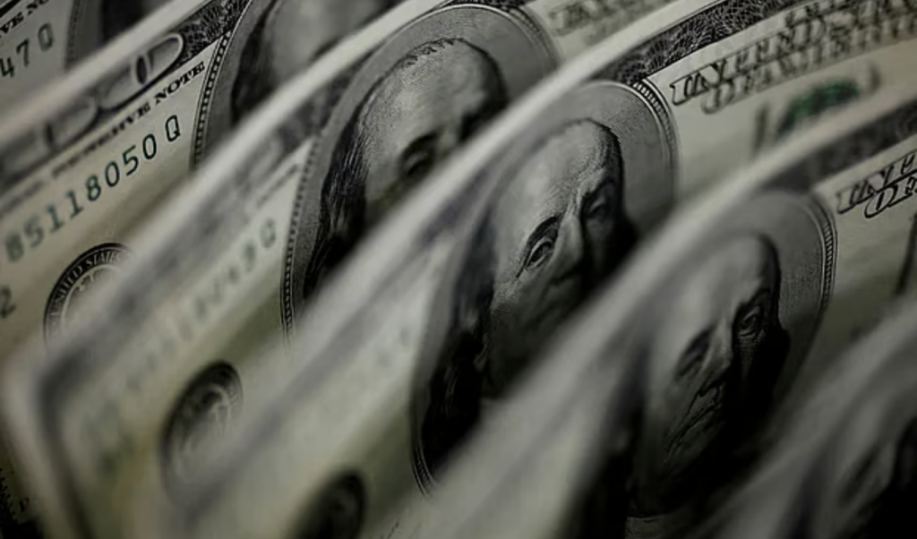 Remittance Inflows Reach 130.3 Billion Dollars This Fiscal Year 1764600893 নভেম্বরে দেশে এসেছে ২৮৯ কোটি ডলার প্রবাসী আয়