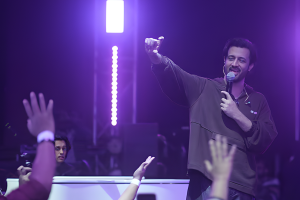 ঢাকার সংগীতপ্রেমীদের জন্য আতিফ আসলামের গোপন কনসার্ট