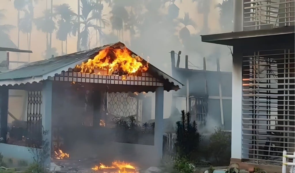আসামের সহিংসতায় নিহত ২ কারফিউ জারি 1766640593 আসামের সহিংসতায় নিহত ২, কারফিউ জারি