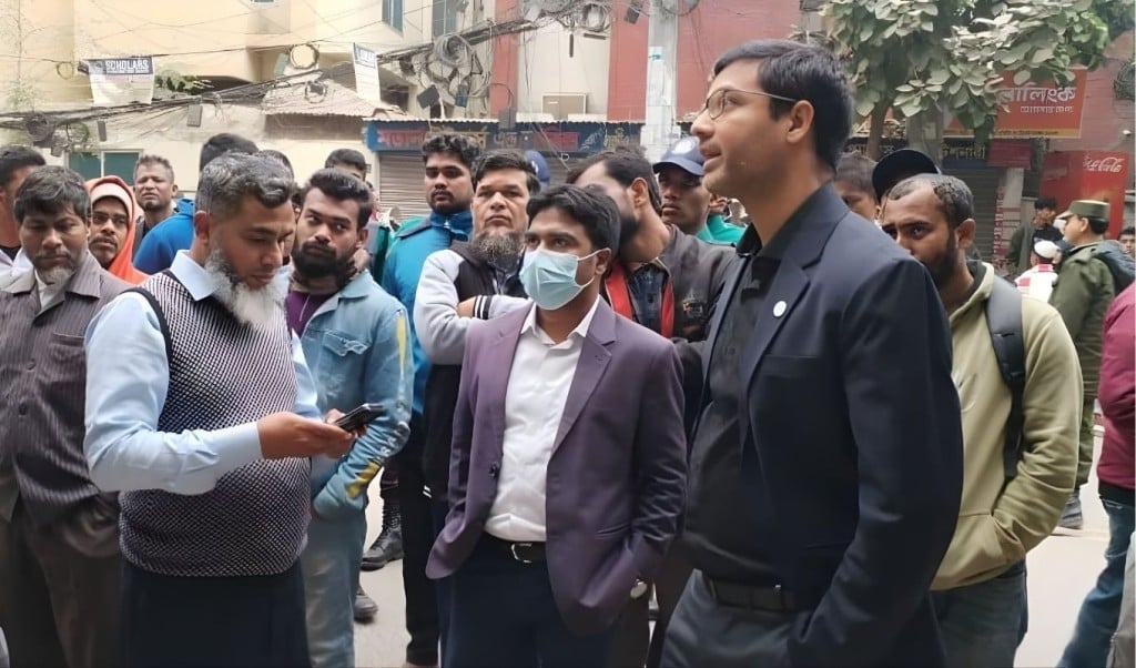 উত্তরা সেক্টর ৪এ মোবাইল কোর্ট অভিযান রেস্টুরেন্ট সহ দোকানপাট সিলগালা 1766997340 উত্তরা সেক্টর-৪এ মোবাইল কোর্ট অভিযান, রেস্টুরেন্ট সহ দোকানপাট সিলগালা