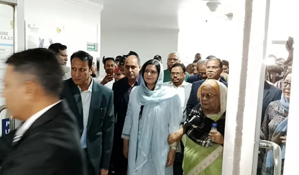 এভারকেয়ার হাসপাতালে পৌঁছেছেন ডা. জুবাইদা রহমান 1764924383 এভারকেয়ার হাসপাতালে পৌঁছেছেন ডা. জুবাইদা রহমান