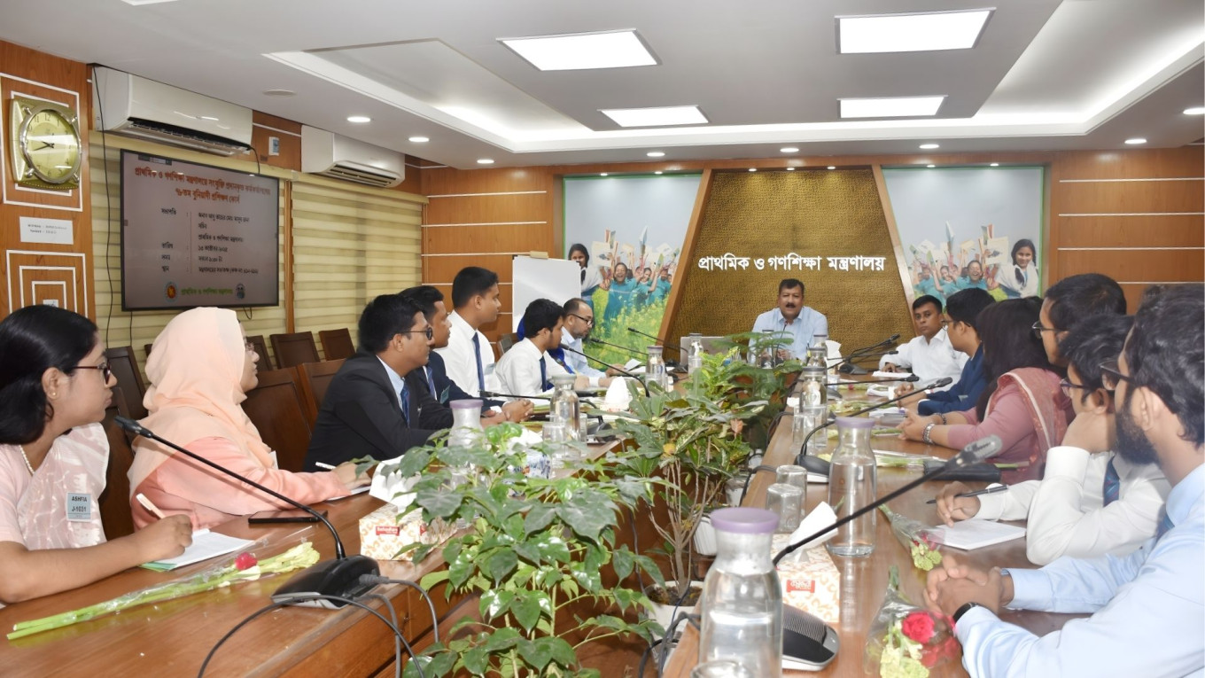 কর্মবিরতি না সরালে কঠোর ব্যবস্থা: প্রাথমিক শিক্ষকদের আন্দোলন নিয়ে কঠোর অবস্থানে সরকার