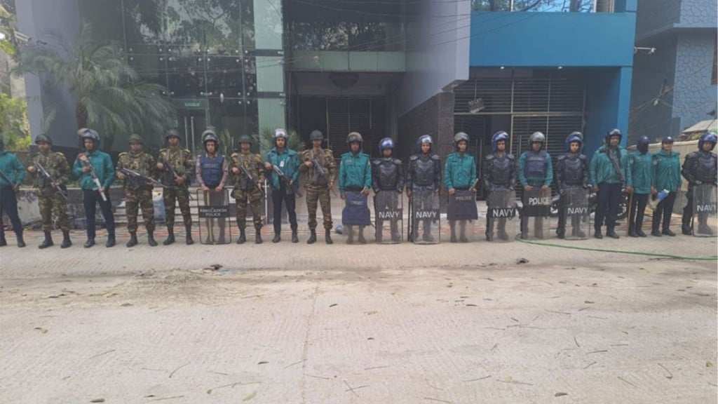 খুলনায় ভারতীয় হাইকমিশনারের বাসা–অফিসে নিরাপত্তা জোরদার 1766262667 খুলনায় ভারতীয় হাইকমিশনারের বাসা–অফিসে নিরাপত্তা জোরদার