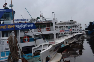 ঘন কুয়াশার প্রভাবে সারাদেশে নৌযান চলাচল সাময়িকভাবে বন্ধ