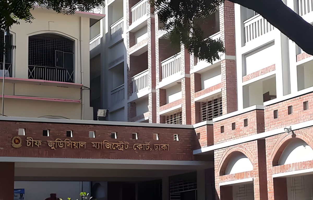 চেতনানাশক খাইয়ে ধ/র্ষণ ও ব্ল্যাক-মেল: গণ বিশ্ববিদ্যালয় মামলায় তিনজন রিমান্ডে, নিরাপত্তা নীতিমালা নিয়ে বড় প্রশ্ন