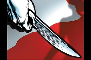 জমির ঝামেলা থেকে রক্তের ঝড়: কুপিয়ে জখম ৫