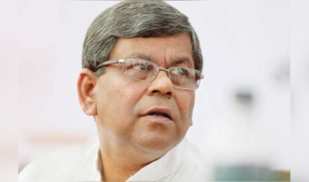 জাতীয় প্রেস ক্লাবের সাবেক সভাপতি শওকত মাহমুদ আটক 1765116358 জাতীয় প্রেস ক্লাবের সাবেক সভাপতি শওকত মাহমুদ আটক