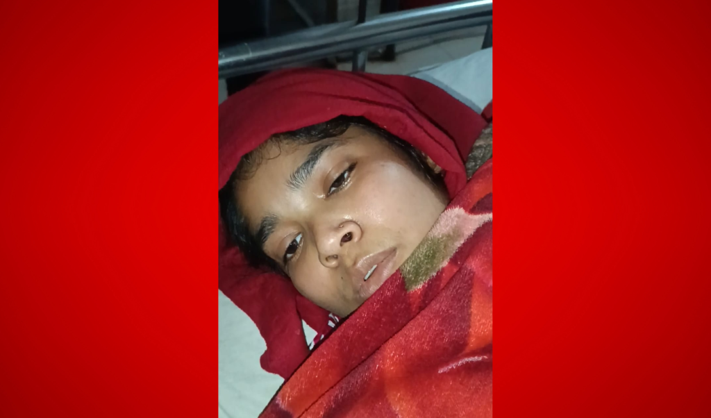 জামায়েত নেতার হাত থেকে সম্ভ্রম বাঁচাতে পুকুরে ঝাঁপ দিয়েও রক্ষা পেল না নারী 1765635607 জামায়েত নেতার হাত থেকে সম্ভ্রম বাঁচাতে পুকুরে ঝাঁপ দিয়েও রক্ষা পেল না নারী