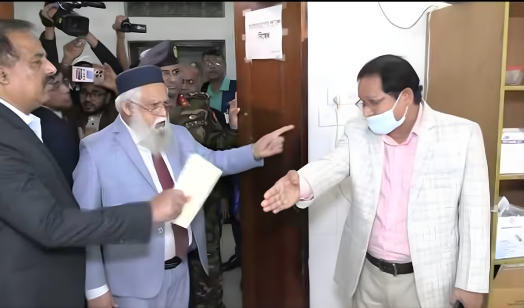 ডিজির সঙ্গে তর্কে জড়ালেন চিকিৎসক বললেন ‘সাসপেন্ড করুন নো প্রবলেম 1765023322 ডিজির সঙ্গে তর্কে জড়ালেন চিকিৎসক, বললেন ‘সাসপেন্ড করুন, নো প্রবলেম’