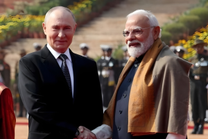 মোদির ছয় বিশেষ উপহার পেলেন পুতিন