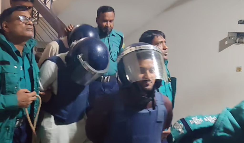 প্রথম আলো ও ডেইলি স্টার হামলায় আরও তিন জন গ্রেপ্তার 1766590565 প্রথম আলো ও ডেইলি স্টার হামলায় আরও তিন জন গ্রেপ্তার