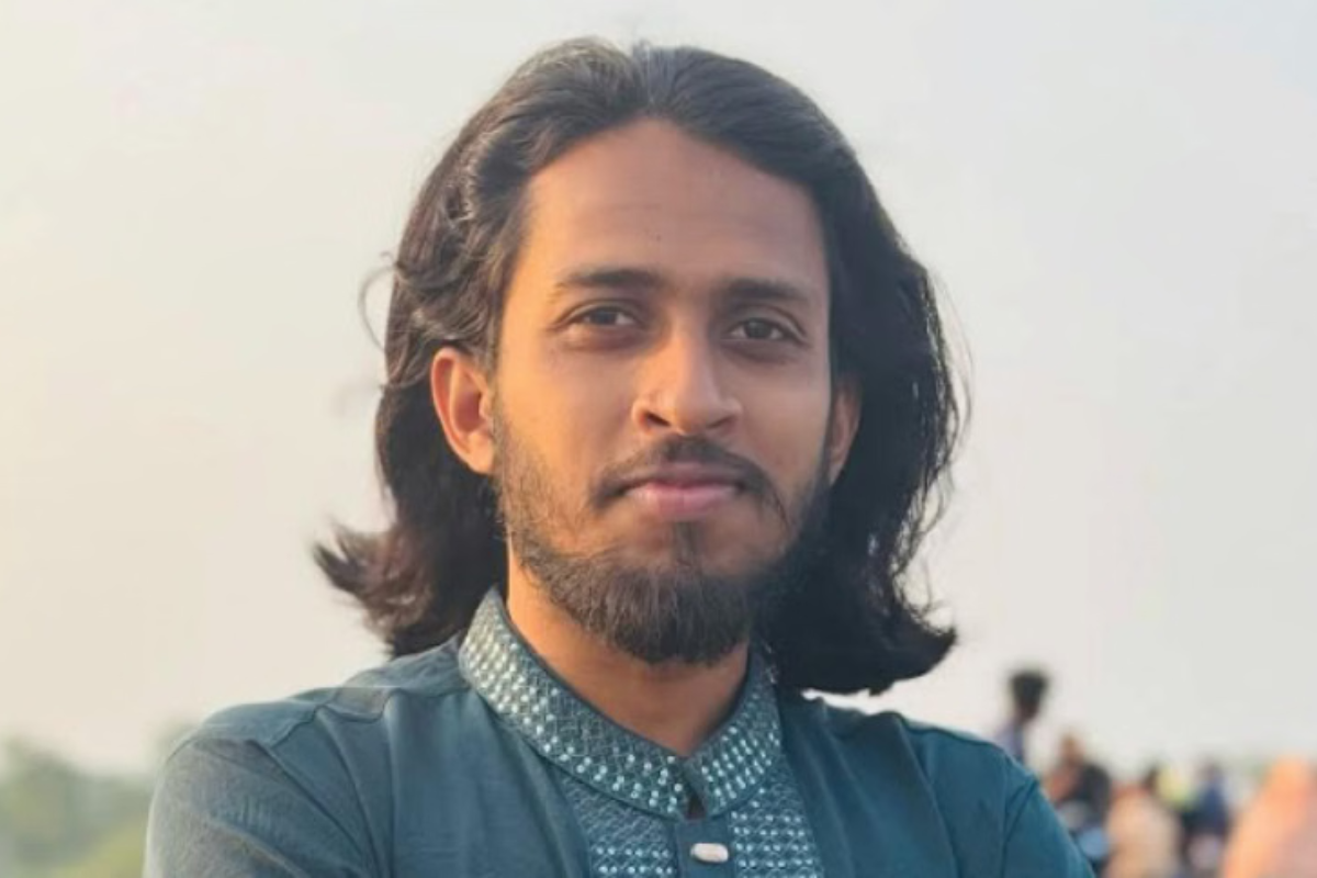 বিভিন্ন পেজ থেকে মাঝেমধ্যেই বলা হয় যে আমি নেক্সট টার্গেট: সালাহউদ্দিন আম্মার